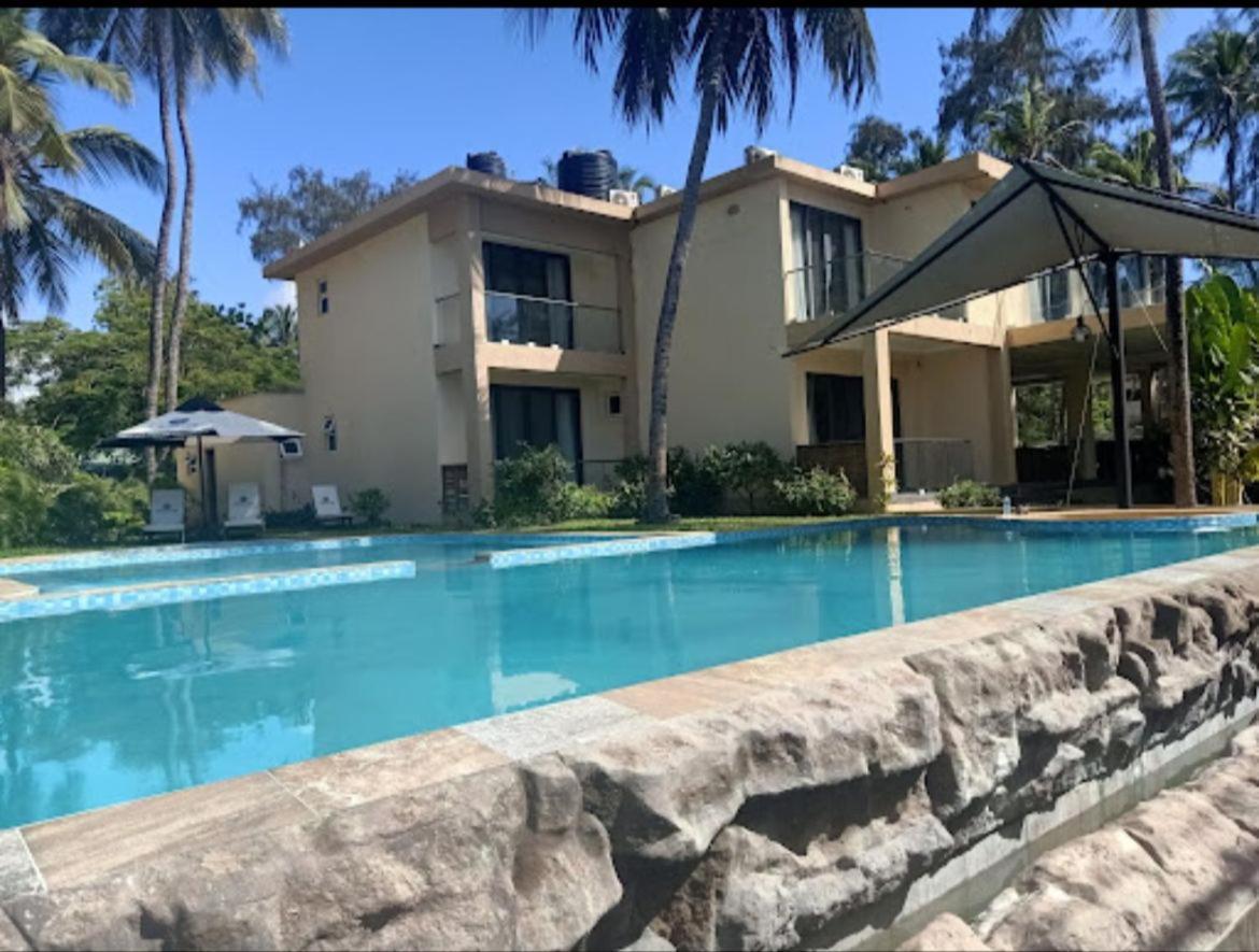 Charchoma Restaurant Hotel Mombasa Eksteriør billede